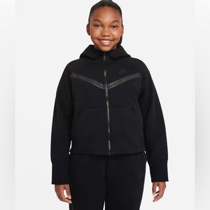 Nike Sportswear Tech Fleece Windrunner Hoodie in Black. Youth size XL.